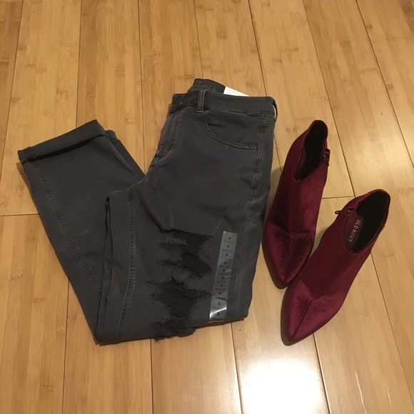 American Eagle Outfitters Denim - NWT American Eagle Tomgirl Jeans Size 8R